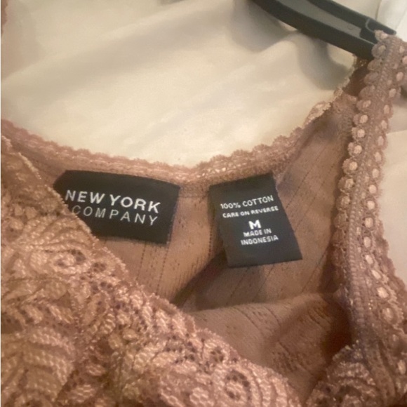 Tank - Picture 2 of 2